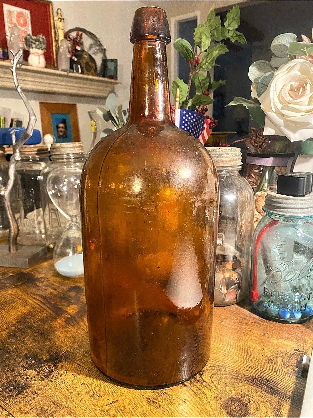 Blown in the mold, applied top brown amber, 15“ x 6“ tall